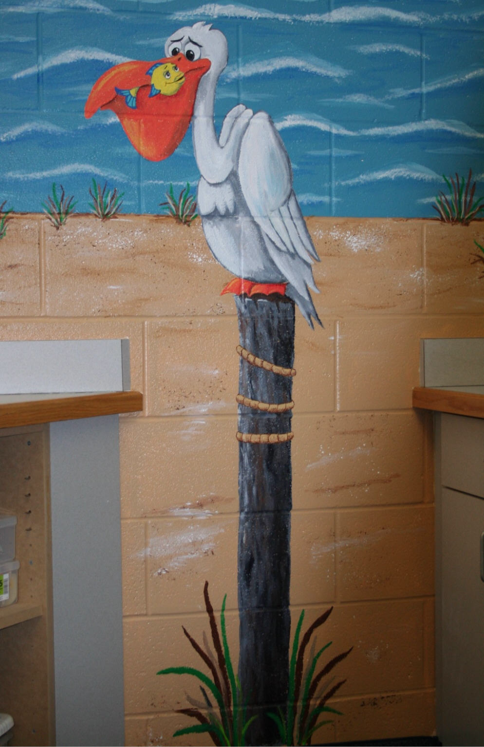 LCCmural-pelican_scene